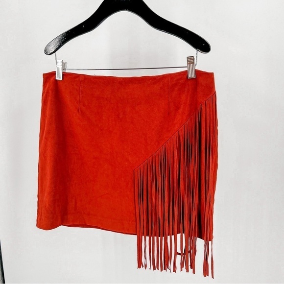 Forever 21 Burnt Orange Fringe Skirt - Picture 4 of 6